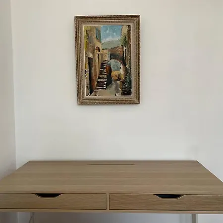 Bourgeois - Chic New 2-bedroom Downtown * Cannes